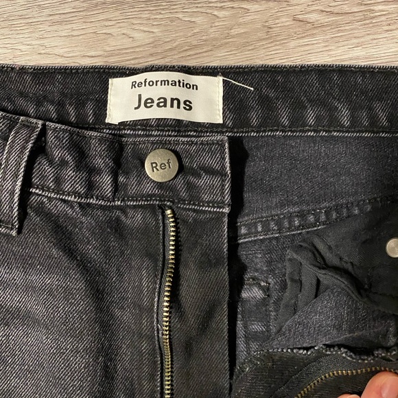 BNWOT Reformation black mom jeans - Picture 4 of 5